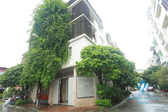 An amazingly beautiful house for rent in Tay Ho, near Water Park